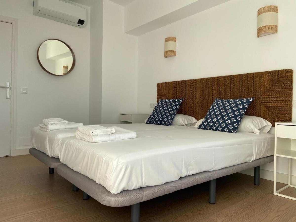 Malagueta Beach Front Mediterranean Apartment Málaga Dış mekan fotoğraf