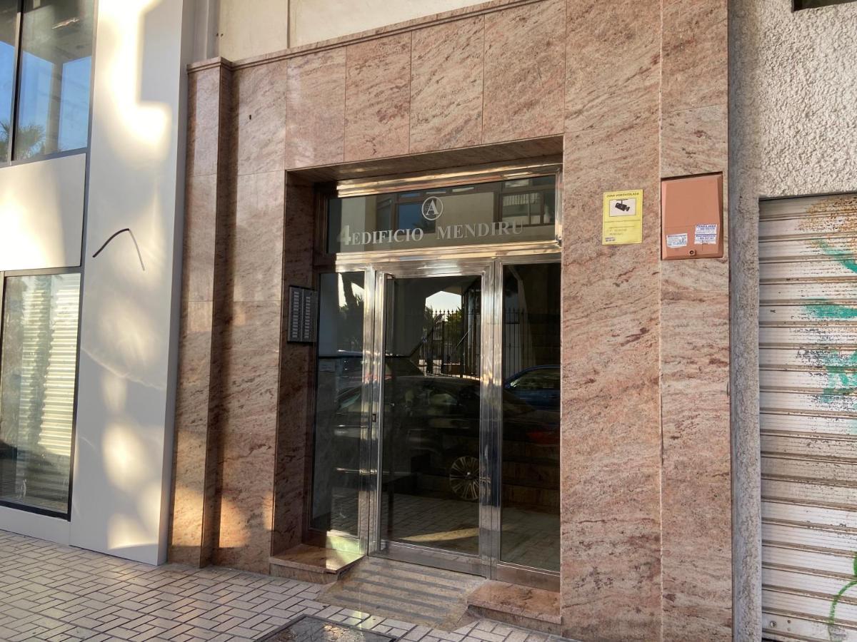 Malagueta Beach Front Mediterranean Apartment Málaga Dış mekan fotoğraf